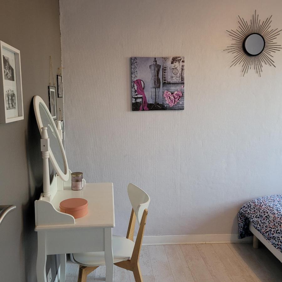 Charmant Appartement A Deux Pas Du Centre Historique Quimper Exteriör bild